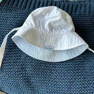 Never worn wee ones infant sun hat